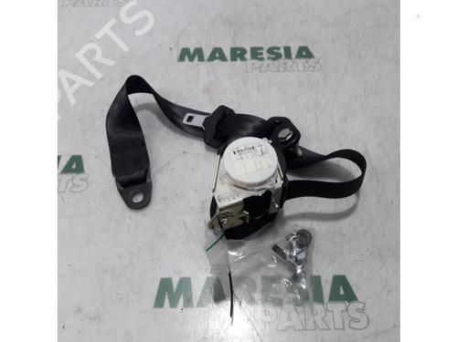 rear-right-seatbelt-fiat-500-312_-2007-31442427 main image