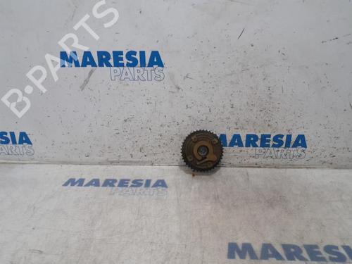 Used Pulley PEUGEOT 5008 (0U_, 0E_) 1.6 16V (120 hp) 31517555