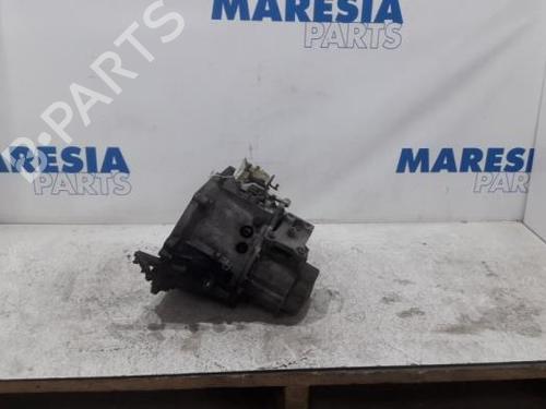 gearbox-peugeot-207-sw-wk_-2007-2008-2009-2010-2011-2012-2013-31409758 main image