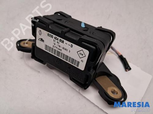 Módulo eletrónico RENAULT ESPACE IV (JK0/1_) 2.0 (JK0A, JK1D, JK0N) (170 hp) 31413123
