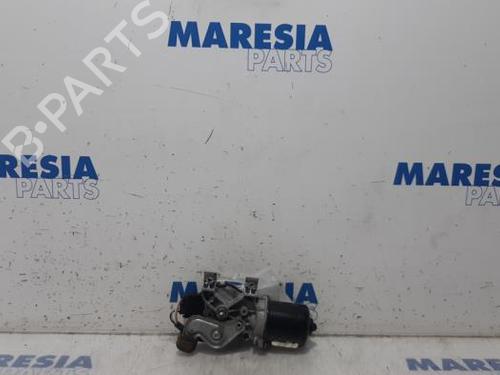 Used Front wiper motor RENAULT KANGOO Express (FW0/1_) 1.5 dCi 90 (FW0G, FW05, FW08, FW11) (90 hp) 31460697