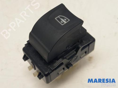 Used Switch RENAULT CLIO IV (BH_) 1.2 TCe 120 (BHM0) (120 hp) 31400915