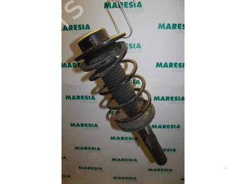 Used Left front shock absorber PEUGEOT 206 Hatchback (2A/C) 1.4 i (75 hp) 31514746