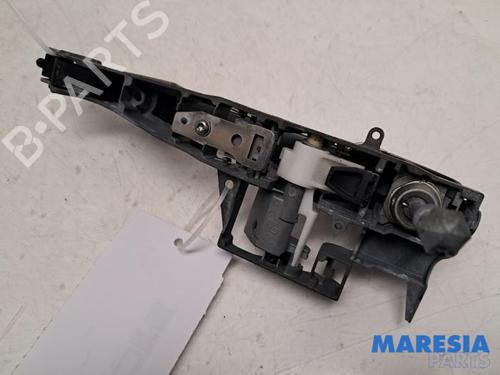 Front left exterior door handle PEUGEOT 5008 (0U_, 0E_) 1.6 16V | BP31522398C128
