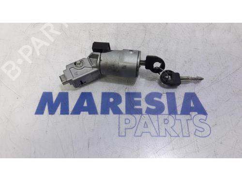 Used Ignition barrel CITROËN C5 II (RC_) 2.0 16V (RCRFJB, RCRFJC) (140 hp) 31400820