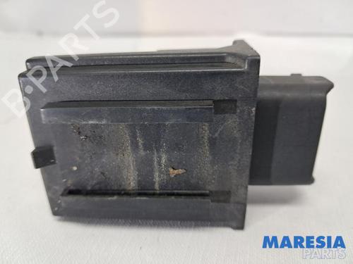 Used Electronic sensor PEUGEOT 5008 (0U_, 0E_) 1.6 16V (156 hp) 31413475