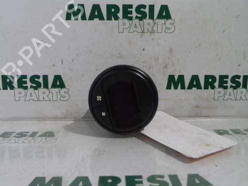 Used Climate control RENAULT ESPACE IV (JK0/1_) 2.0 (JK0A, JK1D, JK0N) (170 hp) 31407534