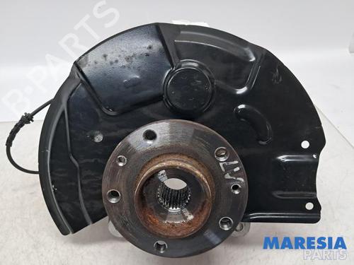 Venstre Styrespindel Lejehus Venstre Styrespindel Lejehus RENAULT MEGANE IV Hatchback (B9A/M/N_) 1.6 TCe 205 (B9MV) (205 hp) 36877748 36877748