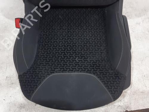 Left front seat CITROËN C3 II (SC_) 1.4 VTi 95 | BP31492285C15