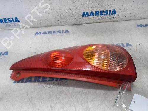 Used Right taillight PEUGEOT 107 (PM_, PN_) 1.0 (68 hp) 31389852