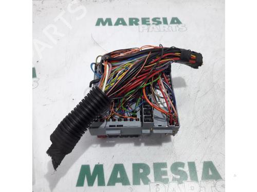 Fuse box FIAT 500 (312_) 1.2 (312AXA1A) | BP31473271E1