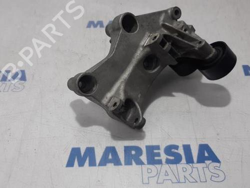 Used Gearbox mount RENAULT TRAFIC III Van (FG_) 1.6 dCi 125 (FGMH) (125 hp) 31399372