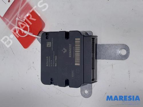 Used ECU airbags RENAULT CAPTUR I (J5_, H5_) 0.9 TCe 90 (90 hp) 31462322