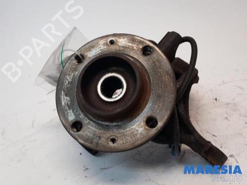 Used Left front steering knuckle PEUGEOT 208 I (CA_, CC_) 1.2 VTI 82 (82 hp) 31499958