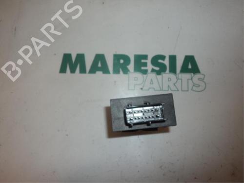 Used Control unit PEUGEOT 1007 (KM_) 1.6 16V (109 hp) 31467369