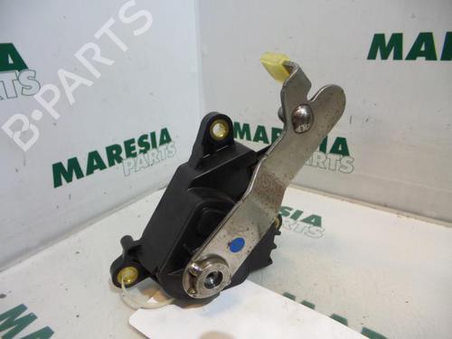 electronic-module-renault-scenic-ii-jm01_-2003-2004-2005-2006-2007-2008-2009-2010-31399541 main image