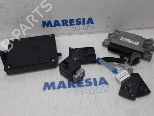 Used Engine control unit (ECU) RENAULT MEGANE III Coupe (DZ0/1_) 2.0 TCe (DZ0K) (180 hp) 31398082