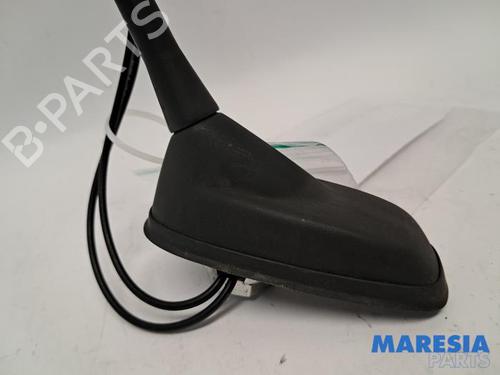 Antenne/Base CITROËN C4 CACTUS 1.2 THP 110 (110 hp) 31442684