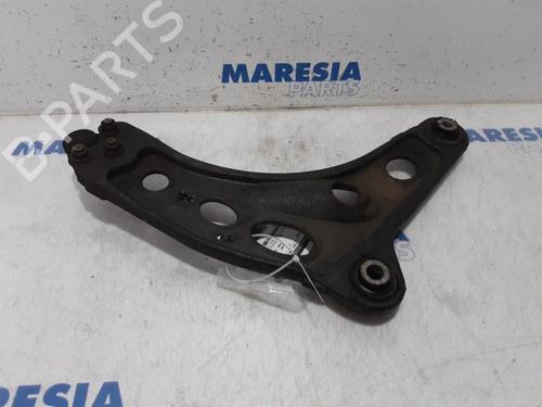 Support OPEL VIVARO B Van (X82) 1.6 CDTI (05) | BP31512056C155