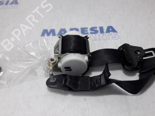 Used Rear left seatbelt PEUGEOT 5008 (0U_, 0E_) 1.6 16V (156 hp) 31489943