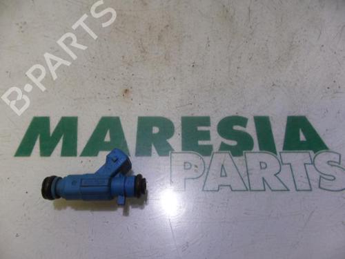 injector-fiat-punto-188_-1999-2000-2001-2002-2003-2004-2005-2006-2007-2008-2009-2010-2011-2012-31479665 main image