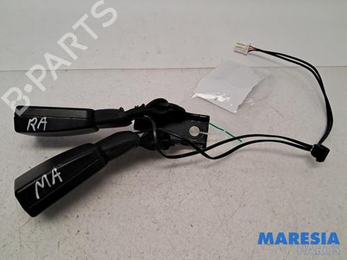 Used Seat buckle CITROËN C4 CACTUS 1.2 THP 110 (110 hp) 31498022