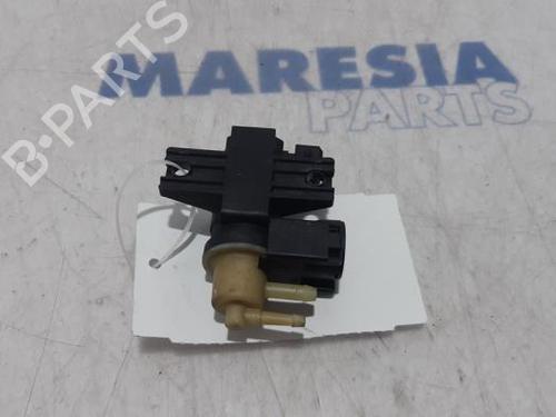 Used Electronic sensor RENAULT KANGOO Express (FW0/1_) 1.5 dCi 75 (FW07, FW10, FW04) (75 hp) 31447628