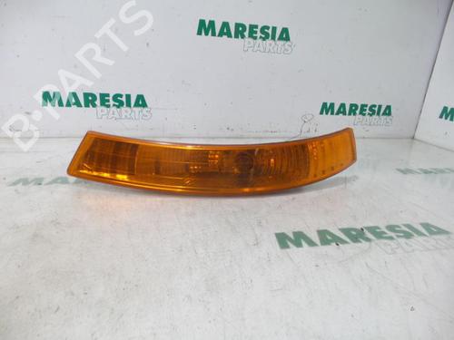 Used Left front indicator RENAULT TRAFIC II Van (FL) 1.9 dCi 80 (FL0B) (82 hp) 31415205