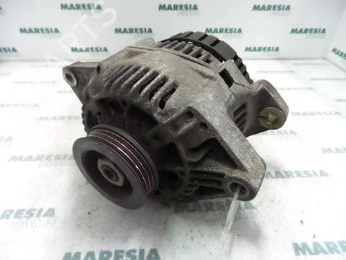alternator-renault-megane-i-ba01_-1995-1996-1997-1998-1999-2000-2001-2002-2003-2004-31401074 main image