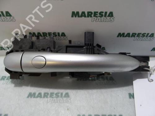 rear-right-exterior-door-handle-renault-megane-ii-estate-km01_-2003-2004-2005-2006-2007-2008-2009-2010-2011-2012-31389344 main image