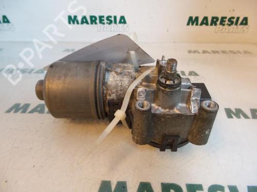 Used Front wiper motor ALFA ROMEO 147 (937_) 1.6 16V T.SPARK ECO (937.AXA1A, 937.BXA1A) (105 hp) 31526191