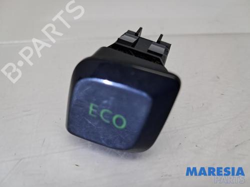 Used Switch RENAULT ZOE Hatchback Van (BFM_) Electric (BFME) (92 hp) 31415886