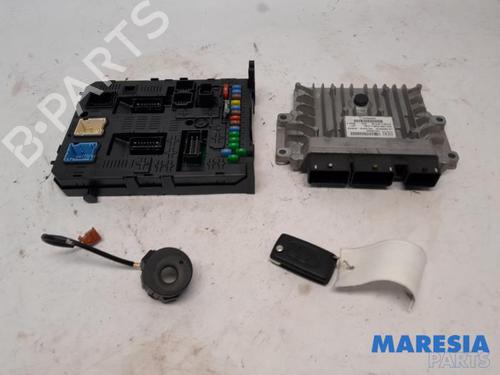 Used Engine control unit (ECU) PEUGEOT 308 CC (4B_) 2.0 HDi (4BRHRH, 4BRHRJ) (136 hp) 31466878