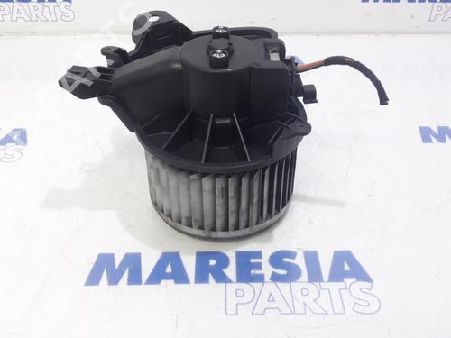Used Heater blower motor FIAT PUNTO EVO (199_) 1.3 D Multijet (199AXC1A, 199BXC1A, 199AXT1A, 199BXT1A) (75 hp) 31506502