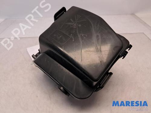 Used Fuse box RENAULT CLIO IV Grandtour (KH_) 0.9 TCe 90 (90 hp) 31406459