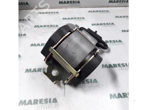 rear-right-seatbelt-renault-scenic-i-mpv-ja01_-fa0_-1999-2000-2001-2002-2003-2004-2005-2006-2007-2008-2009-2010-31423254 main image