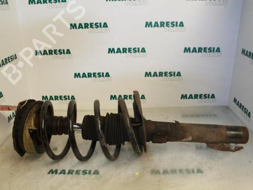 Used Right front shock absorber RENAULT GRAND SCÉNIC II (JM0/1_) 1.9 dCi (JM0G, JM12, JM1G, JM2C) (120 hp) 31396134