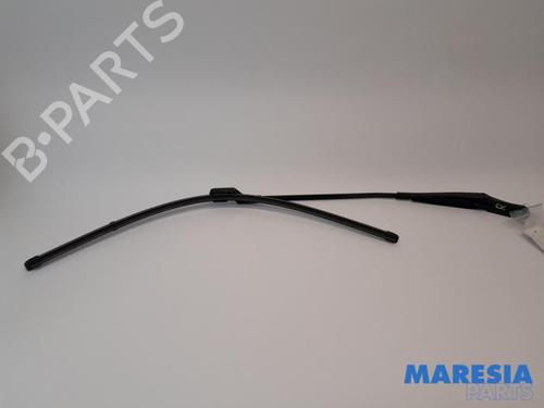Used Front windshield wiper arm PEUGEOT 3008 I MPV (0U_) 1.6 THP (156 hp) 31453304