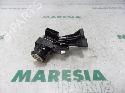 Used Ignition barrel ALFA ROMEO MITO (955_) 1.3 MultiJet (955AXT1A) (84 hp) 31478245