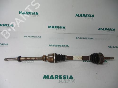 Used Right front driveshaft PEUGEOT 206 Hatchback (2A/C) 1.9 D (69 hp) 31443881