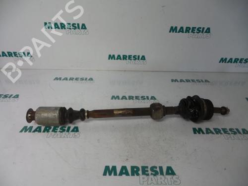 right-front-driveshaft-renault-scenic-i-mpv-ja01_-fa0_-1999-2000-2001-2002-2003-2004-2005-2006-2007-2008-2009-2010-31437467 main image