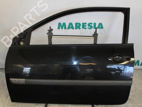 Used Left front door RENAULT MEGANE II (BM0/1_, CM0/1_) 2.0 16V (BM0U, CM0U) (135 hp) 31444005