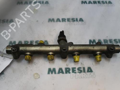Einspritzleiste für LANCIA PHEDRA (179_) 2.2 JTD (179AXC1A) (128 hp) 31510543
