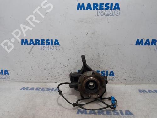 Used Left front steering knuckle PEUGEOT 208 I (CA_, CC_) 1.0 VTi (68 hp) 31452358