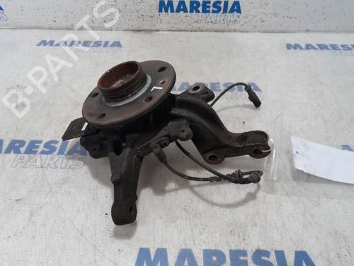 Used Left front steering knuckle RENAULT SCÉNIC III (JZ0/1_) 1.5 dCi (110 hp) 31518162