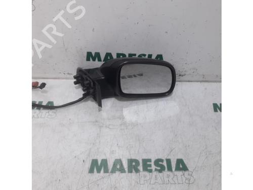 Right mirror PEUGEOT 307 CC (3B) 2.0 16V | BP31470983C27