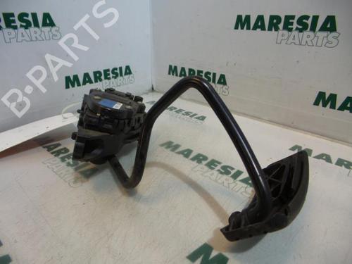 Used Electronic module RENAULT ESPACE IV (JK0/1_) 3.0 dCi (JK0J, JK0V) (177 hp) 31385113