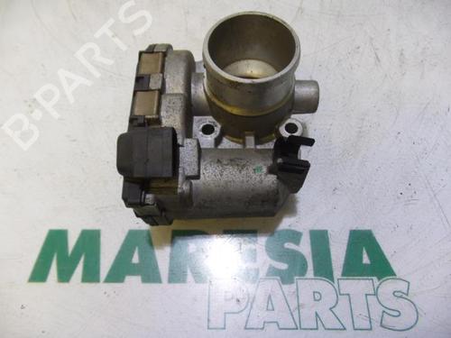 Used Throttle body Throttle body 31445561 31445561