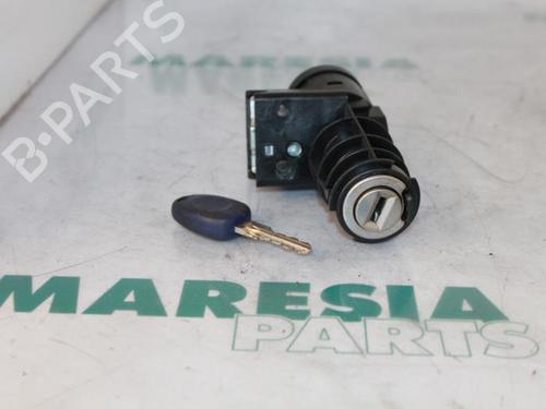 ignition-barrel-fiat-palio-weekend-178_-173_-373_-374_-171_-1996-31415497 main image