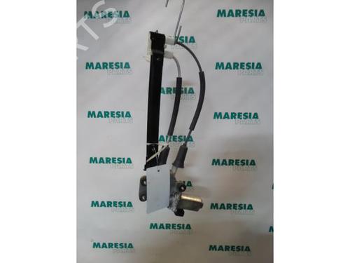 Rudehejsemekanisme venstre bagtil ALFA ROMEO 147 (937_) 1.6 16V T.SPARK ECO (937.AXA1A, 937.BXA1A) (105 hp) 31527689